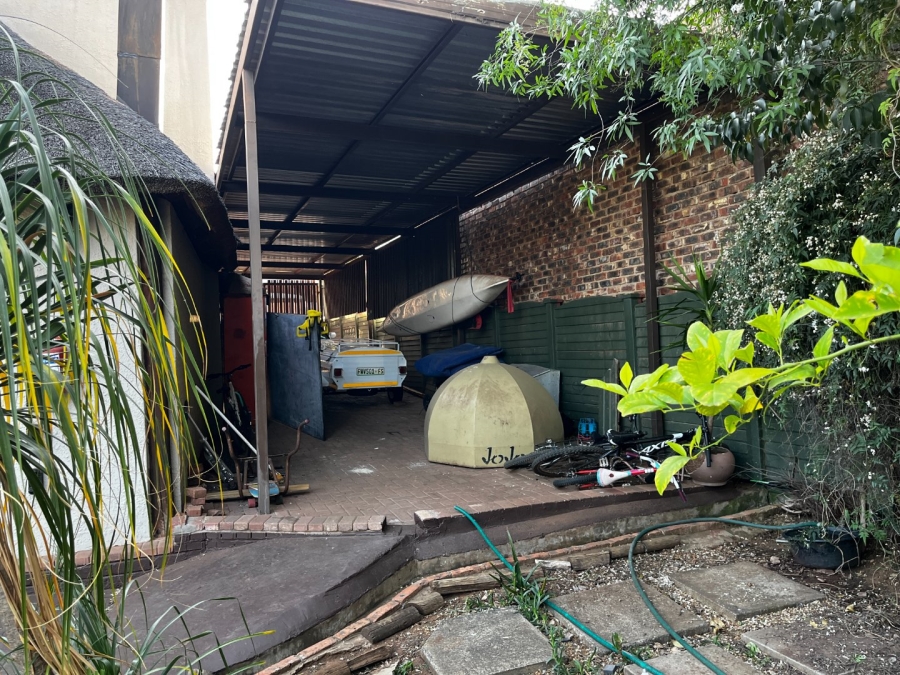 4 Bedroom Property for Sale in Pellissier Free State